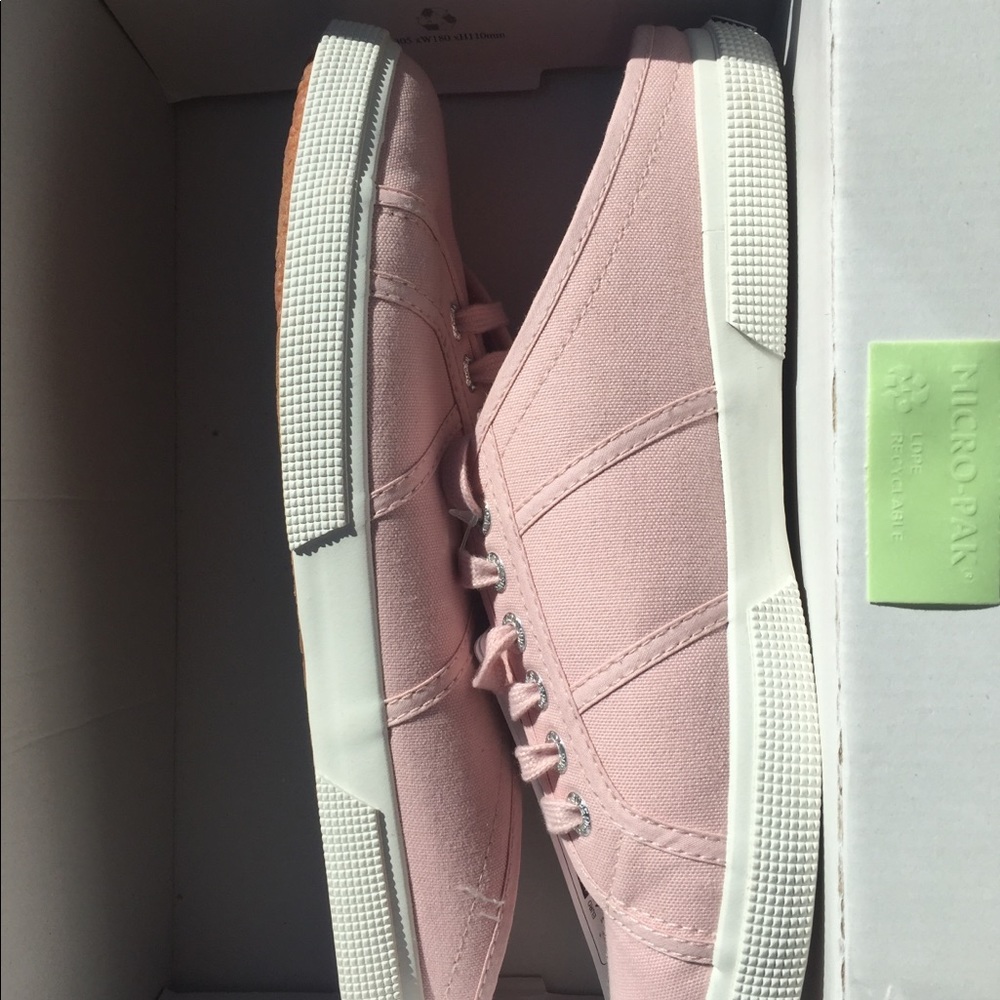 Women’s Superga Slip On Sneakers
